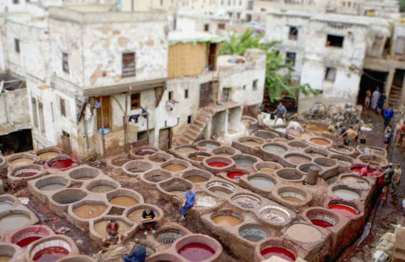 Une visite des tanneries de Bab Debbagh 1clic1planet