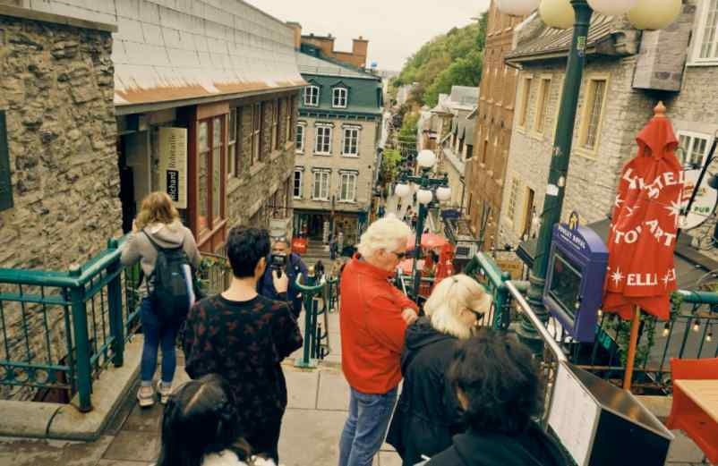 Réserver une visite guidée du Vieux-Montréal 1clic1planet