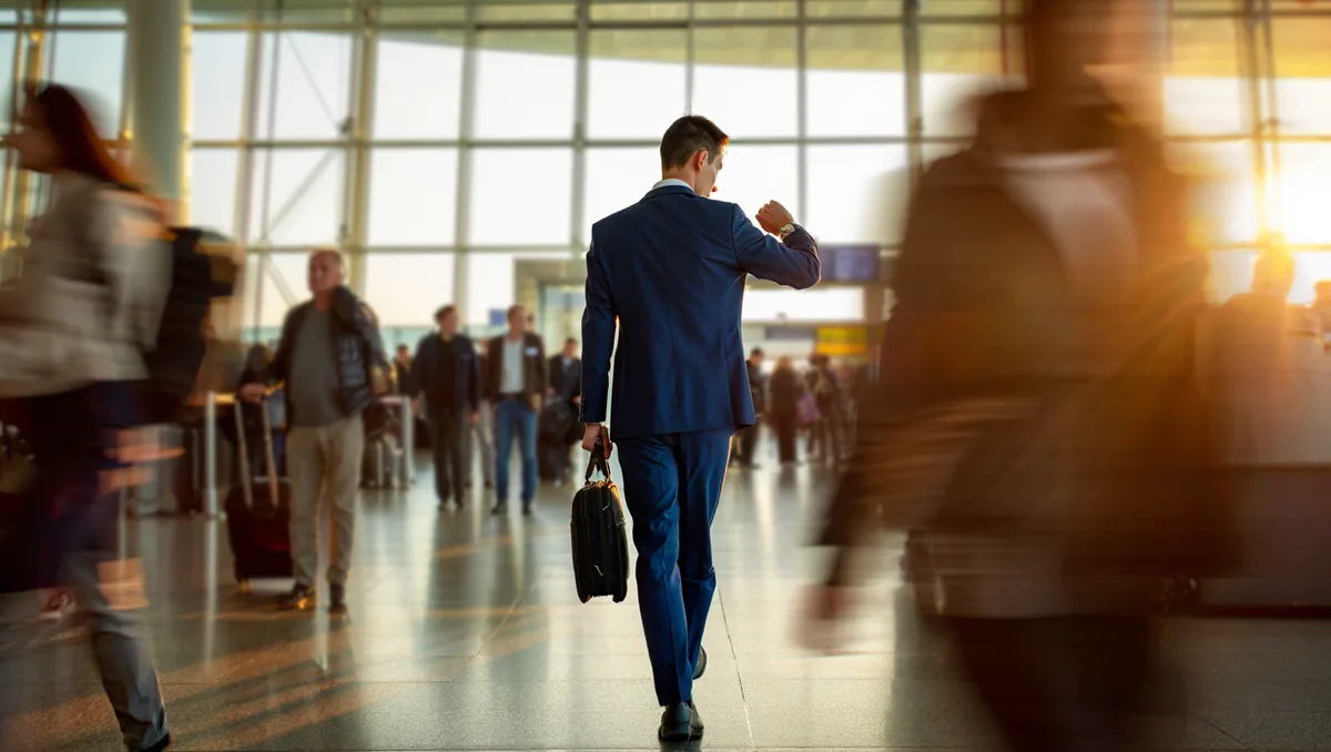 Quand la business vaut-elle vraiment le coup — La classe affaires n’est pas qu’un siège plus large : elle englobe l’accès aux salons, un embarquement facilité, des repas et un service supérieurs, ainsi que des sièges souvent convertibles en lit. Ces