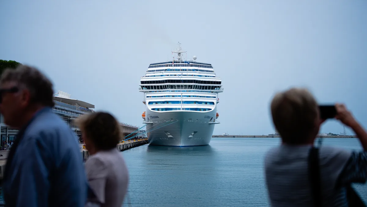 Quelle est la taille réelle de la flotte en 2026 — En 2026, Costa exploite principalement neuf navires lorsque l’on prend en compte le Costa Fortuna , encore programmé sur une partie du calendrier avant son retrait annoncé pour septembre 2026.