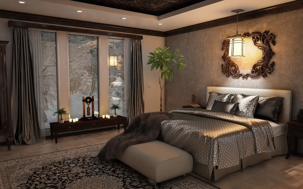 Intérieur d'une tente-safari de luxe avec vrai lit en plein jour