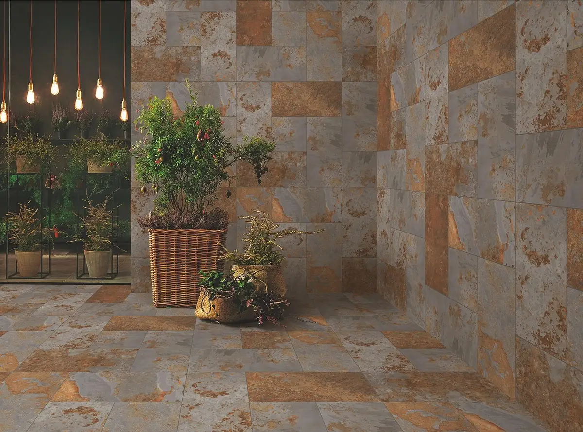 Patio andalou avec orangers et bassin au Palacio de Viana